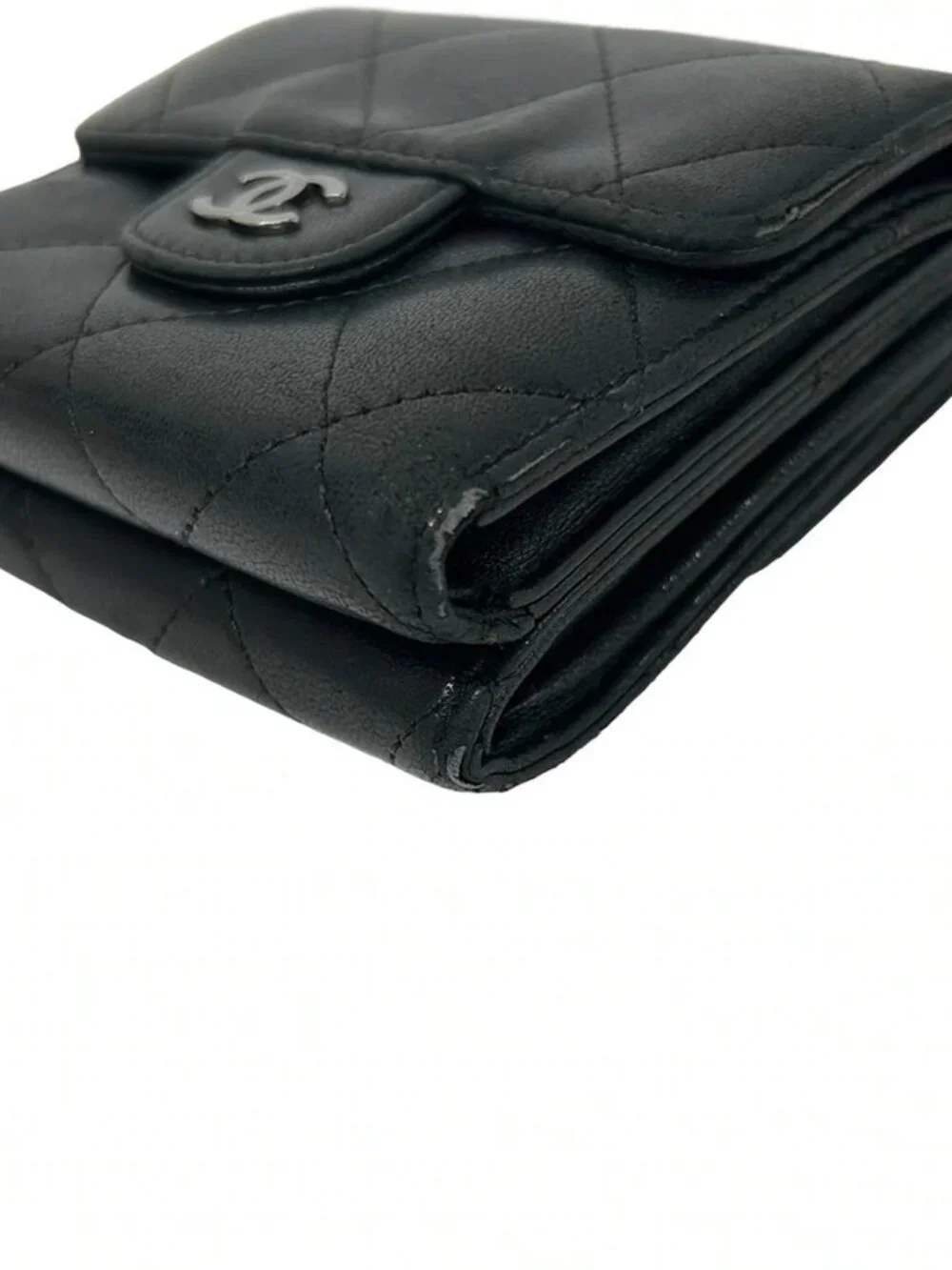 CHANEL Matelasse Black Lambskin Double-hook Wallet